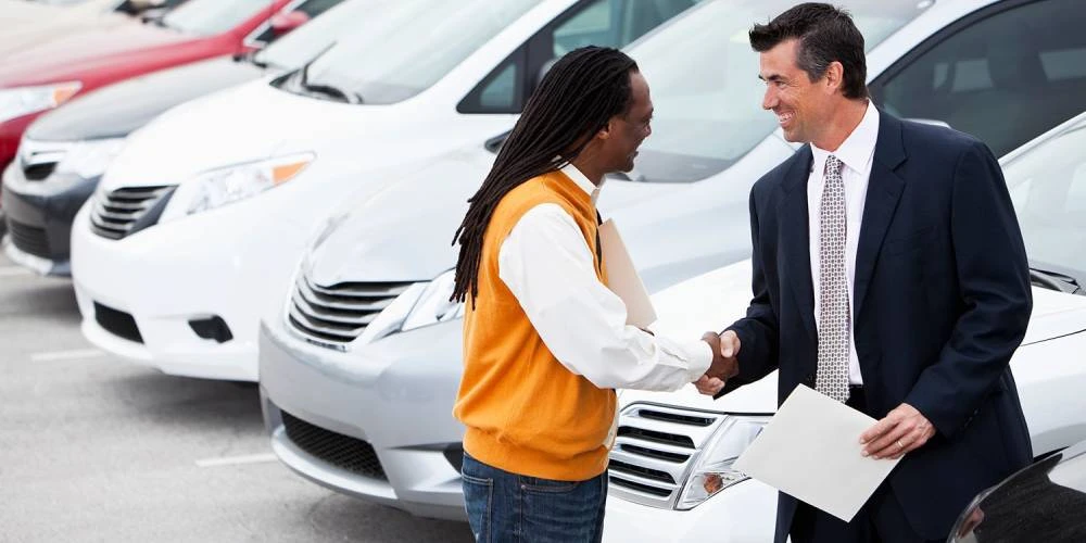 The-right-time-to-buy-a-car-in-Dubai_0