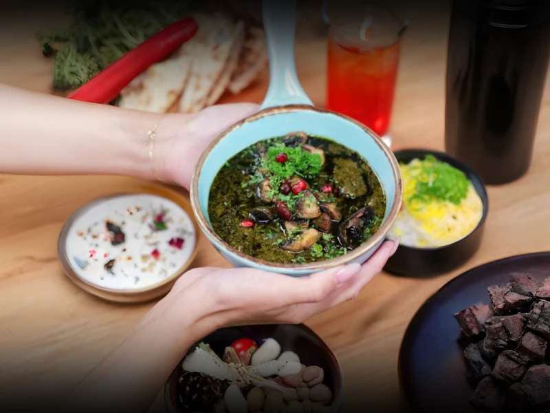 Ghormeh Sabzi Ba Gharch
